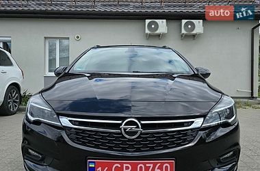 Opel Astra  2018