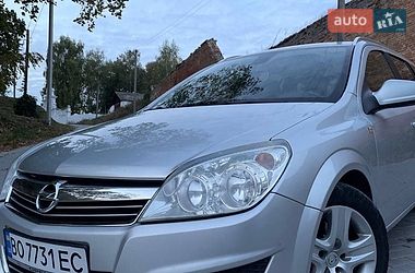 Opel Astra  2009
