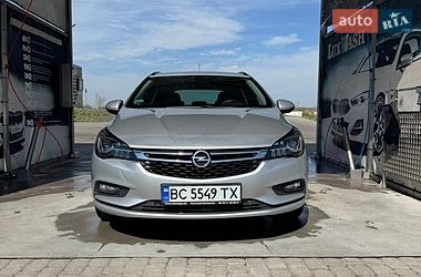 Opel Astra  2018
