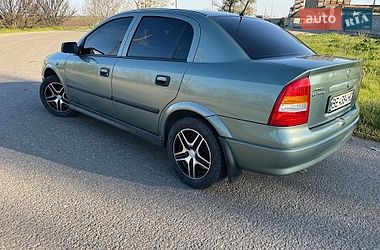 Opel Astra  2007