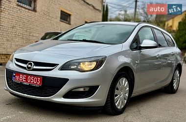 Opel Astra  2012