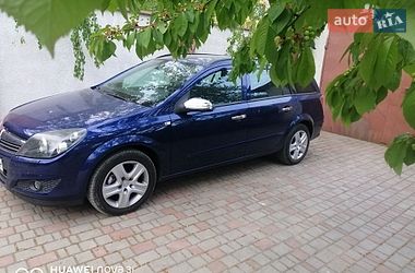 Opel Astra  2008