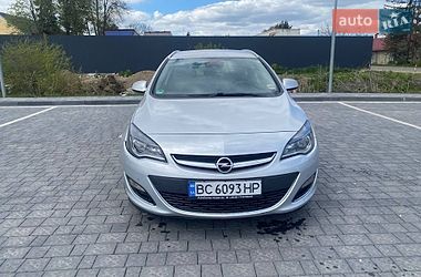 Opel Astra  2013