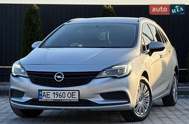 Opel Astra  2017
