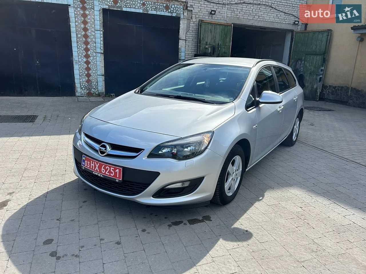 2014 Opel Astra - мініатюра 2