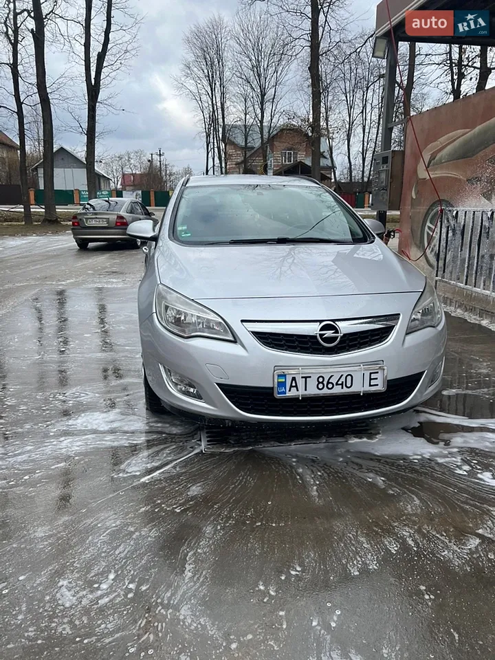2011 Opel Astra - мініатюра 2