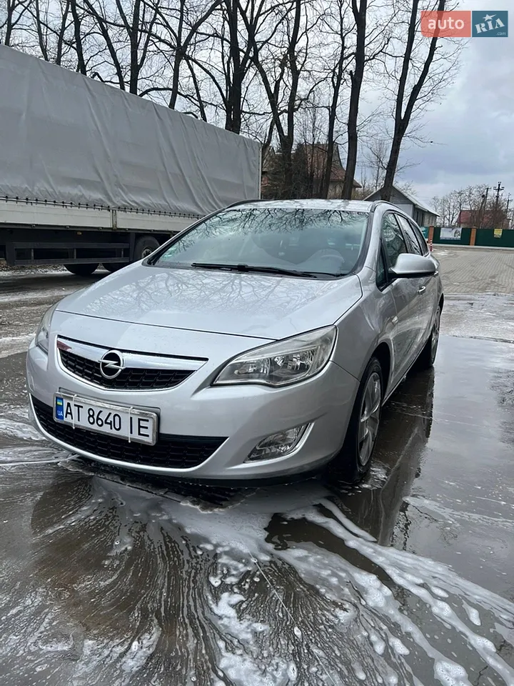 2011 Opel Astra - мініатюра 4