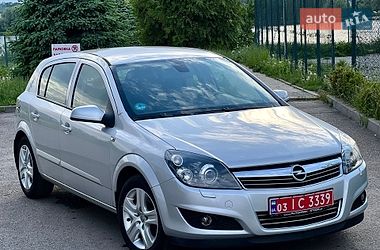 Opel Astra  2009