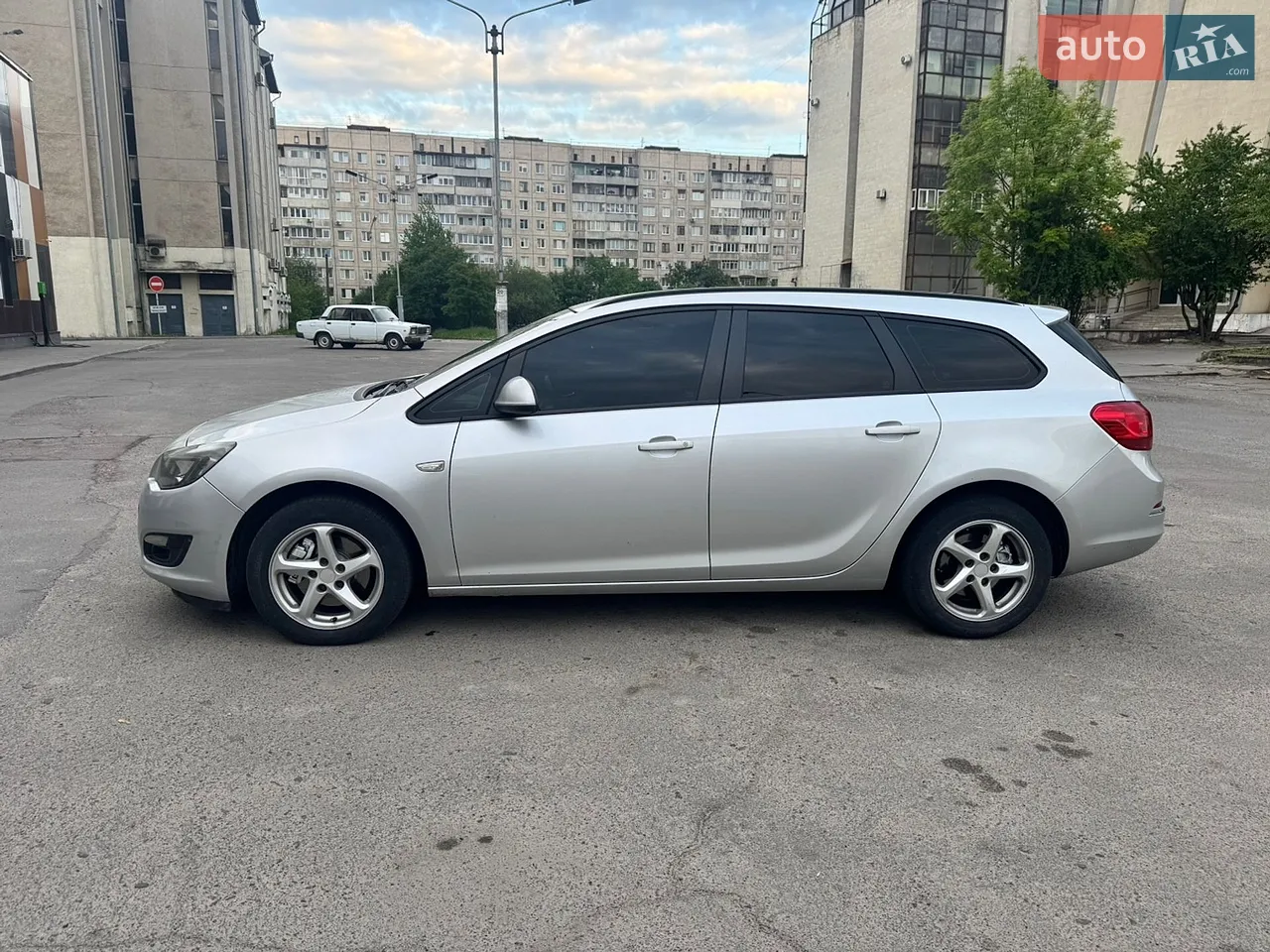 2013 Opel Astra - фото 1