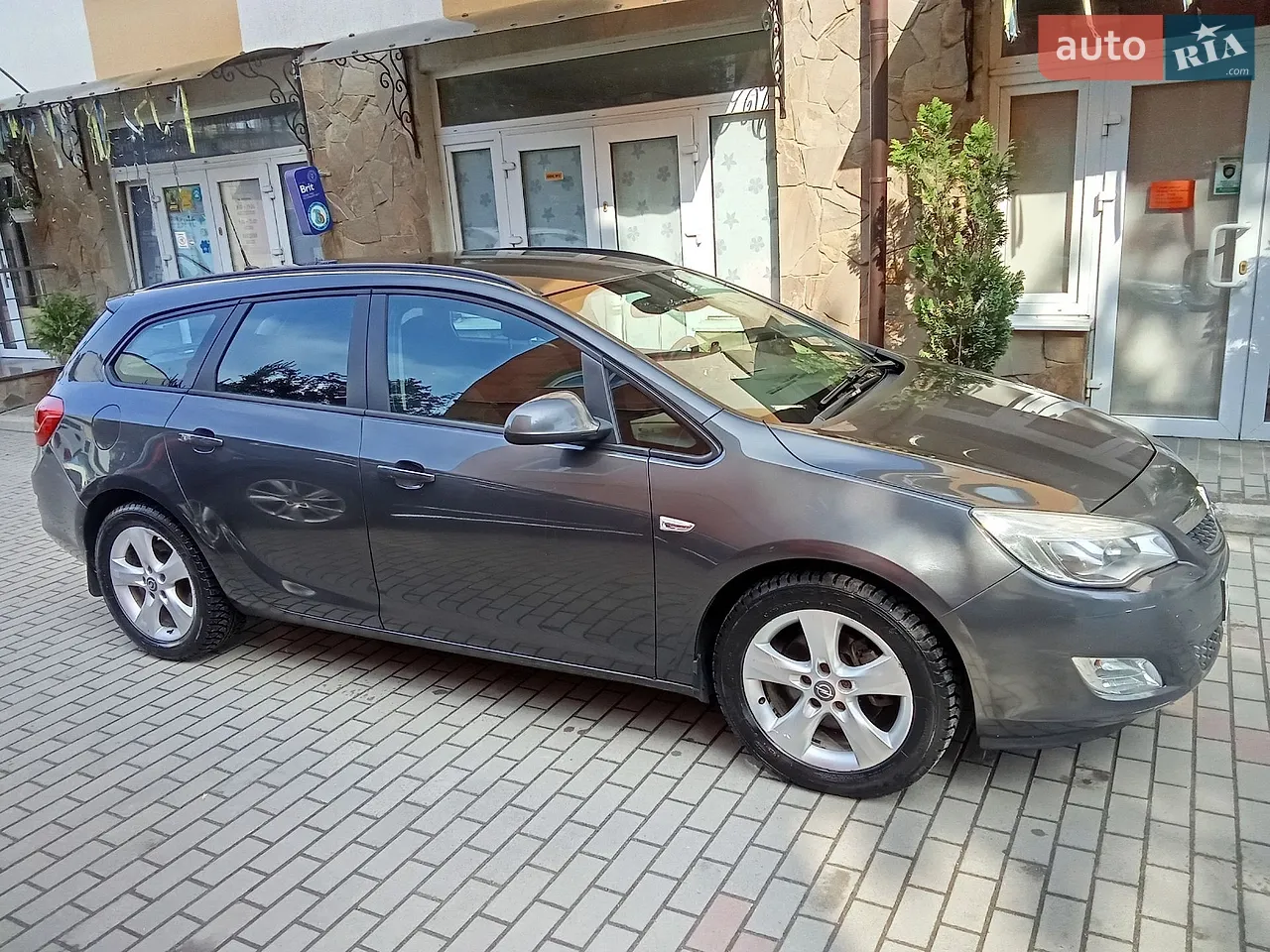 2011 Opel Astra - мініатюра 2