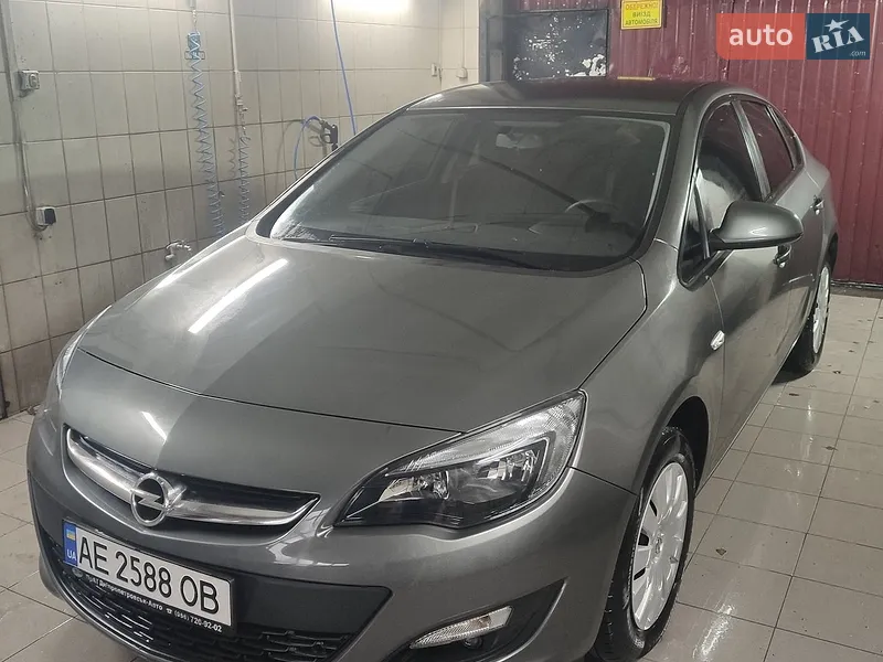 Opel Astra 2020