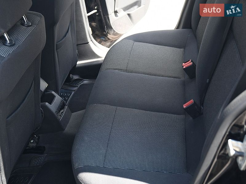Хэтчбек Opel Astra 2006 в Виннице фото 23 Хэтчбек Opel Astra 2006 в Виннице