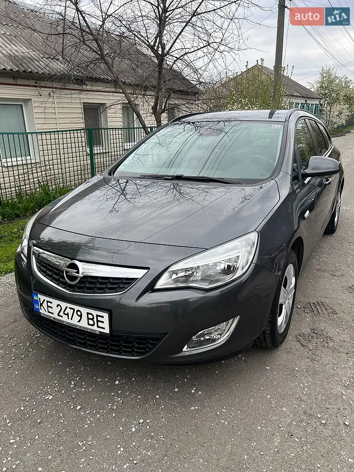 2011 Opel Astra - мініатюра 2