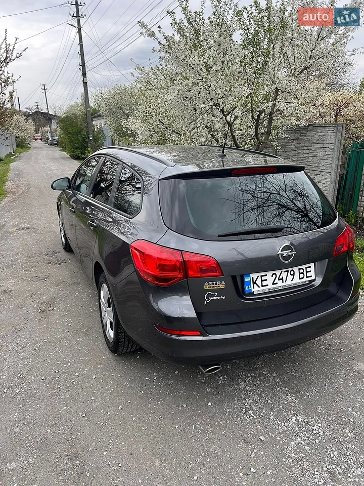 2011 Opel Astra - мініатюра 4