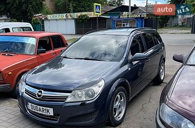 Универсал Opel Astra 2007 в Городище
