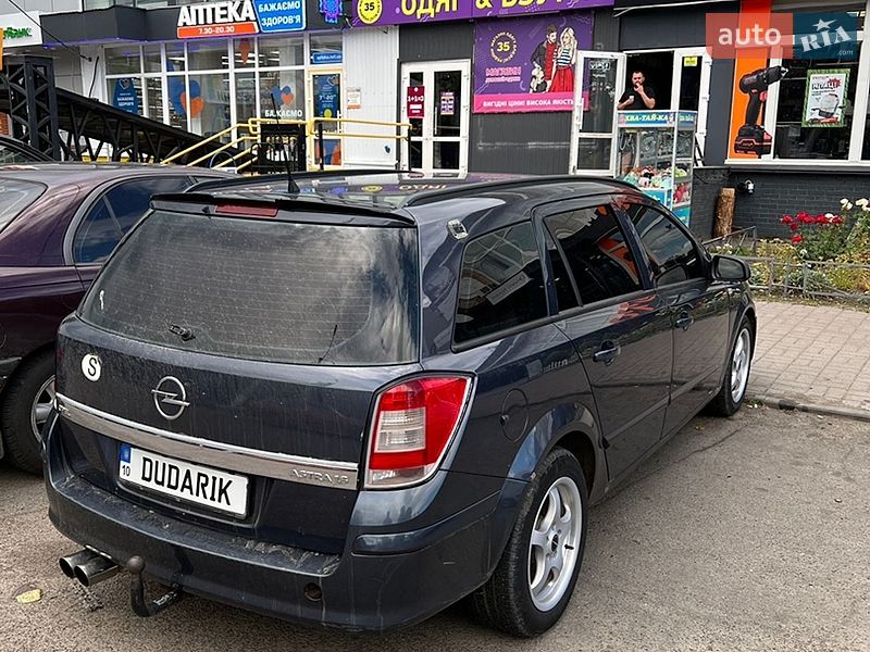 Универсал Opel Astra 2007 в Городище