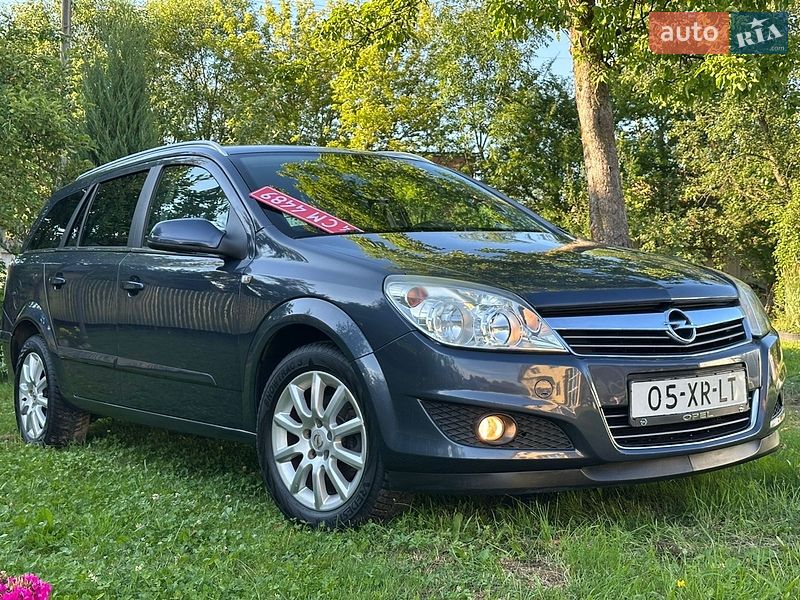 Универсал Opel Astra 2008 в Дрогобыче