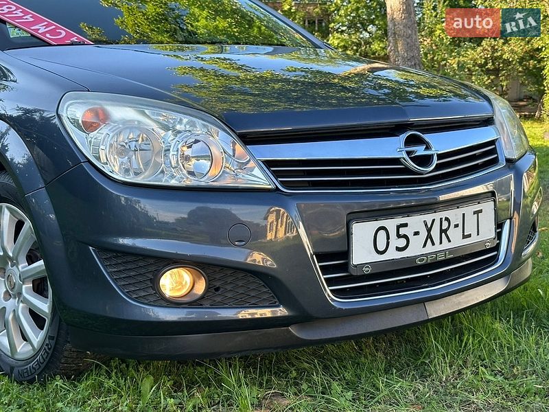 Универсал Opel Astra 2008 в Дрогобыче