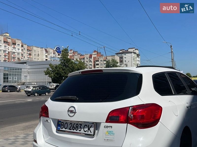 Универсал Opel Astra 2011 в Ивано-Франковске фото 7 Универсал Opel Astra 2011 в Ивано-Франковске