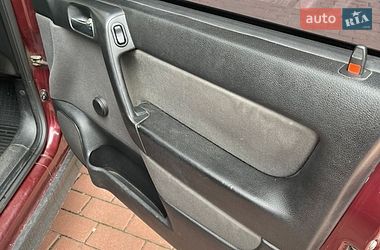 Седан Opel Astra 2006 в Киеве