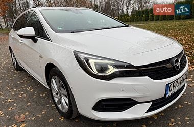 Opel Astra  2021