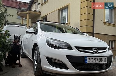 Opel Astra  2014