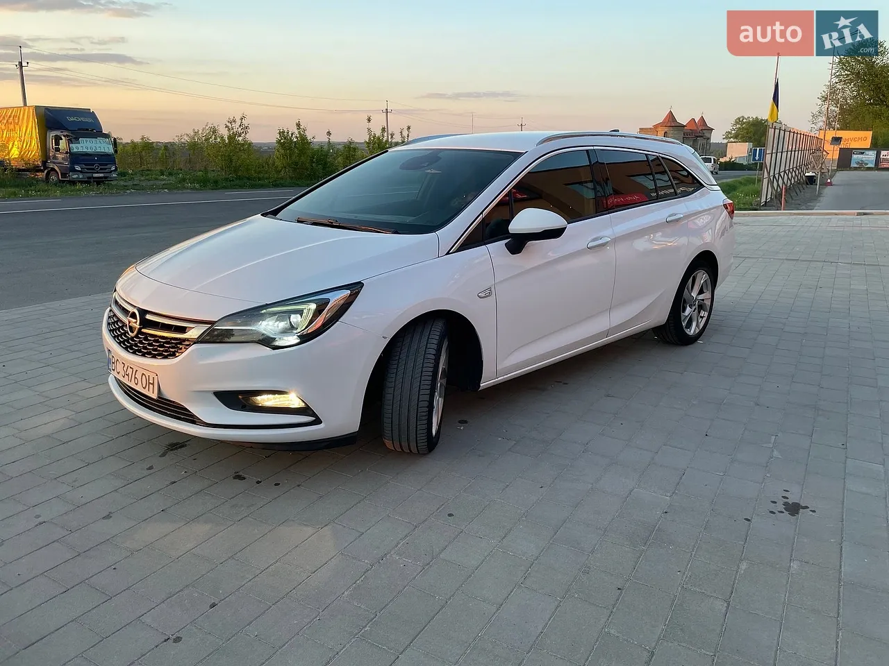 2016 Opel Astra - мініатюра 4