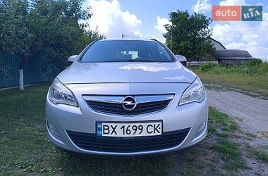 Универсал Opel Astra 2012 в Шепетовке