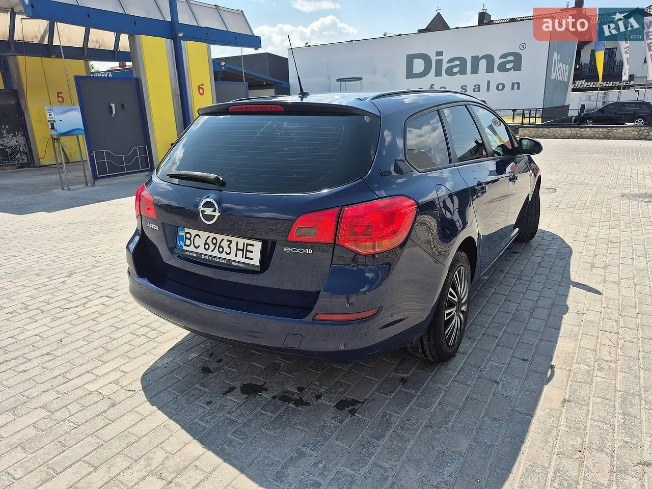 2011 Opel Astra - мініатюра 4