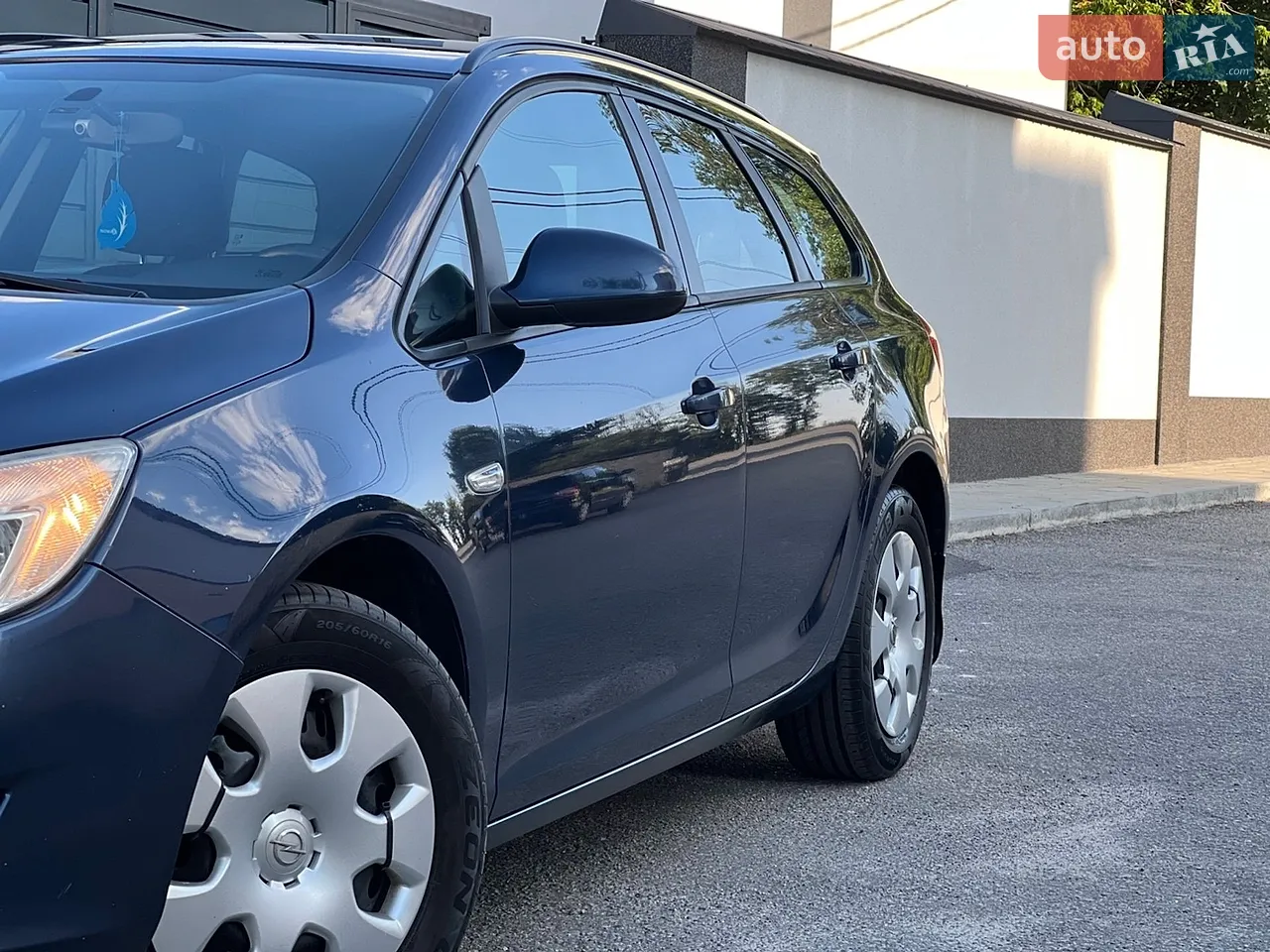 2012 Opel Astra - мініатюра 4