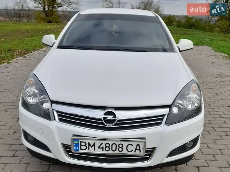 Opel Astra 2013