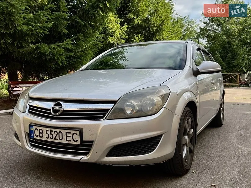Opel Astra 2010