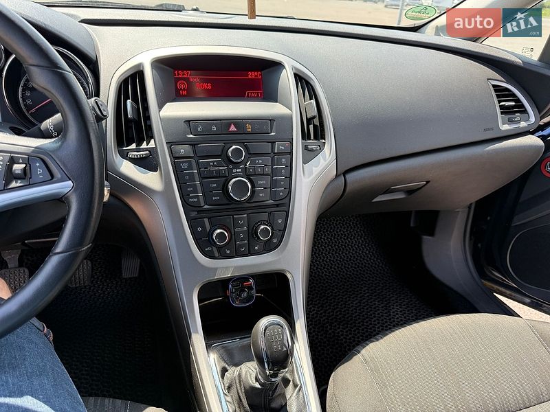 Хэтчбек Opel Astra 2009 в Львове