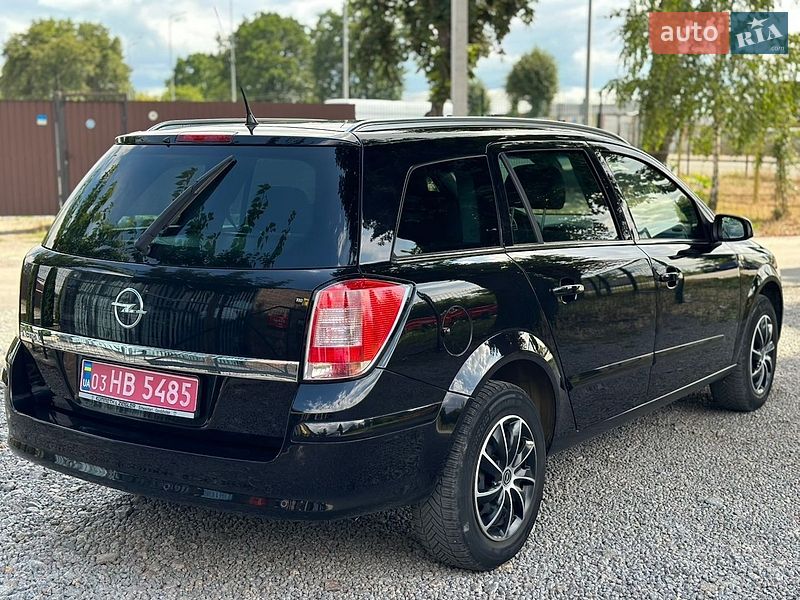 Универсал Opel Astra 2009 в Виннице