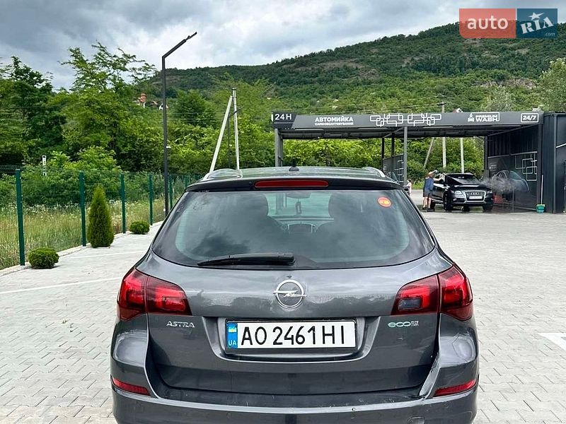 Универсал Opel Astra 2011 в Королеве фото 3 Универсал Opel Astra 2011 в Королеве