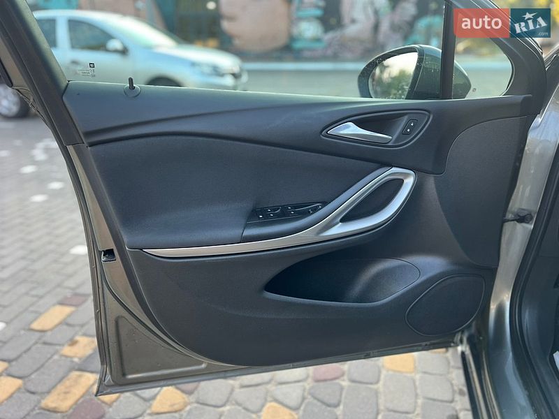 Универсал Opel Astra 2020 в Луцке