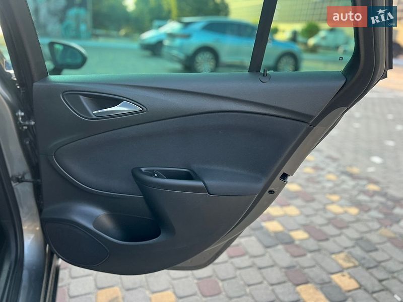 Универсал Opel Astra 2020 в Луцке
