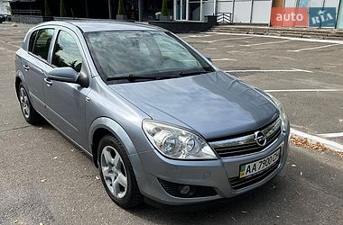 Opel Astra  2007