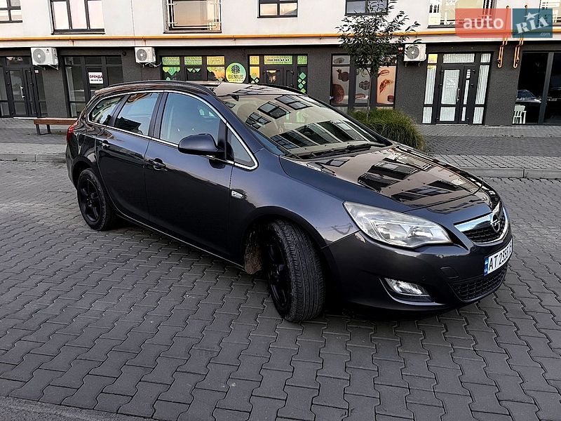 Универсал Opel Astra 2011 в Ивано-Франковске фото 2 Универсал Opel Astra 2011 в Ивано-Франковске