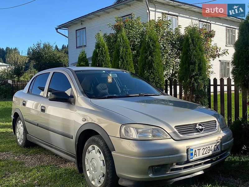 Opel Astra 2008