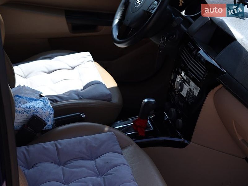 Хетчбек Opel Astra 2005 в Чорноморську
