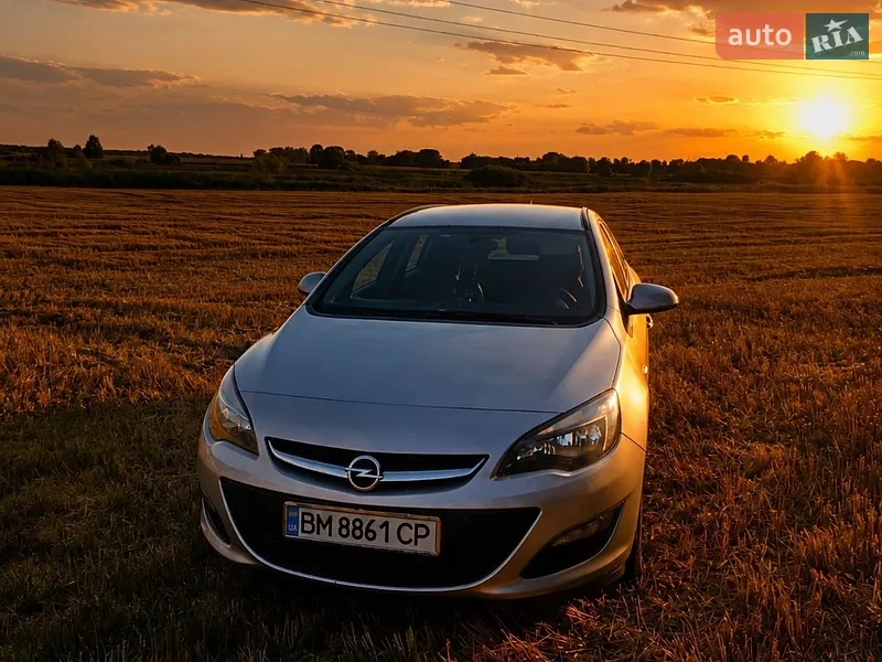 Opel Astra 2015