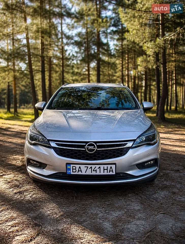 2017 Opel Astra - фото 1
