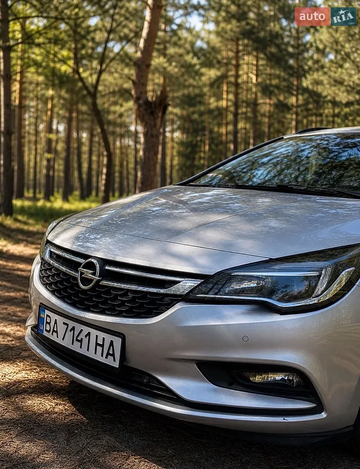 2017 Opel Astra - мініатюра 4