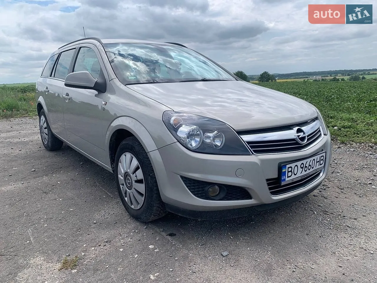 2010 Opel Astra - мініатюра 4