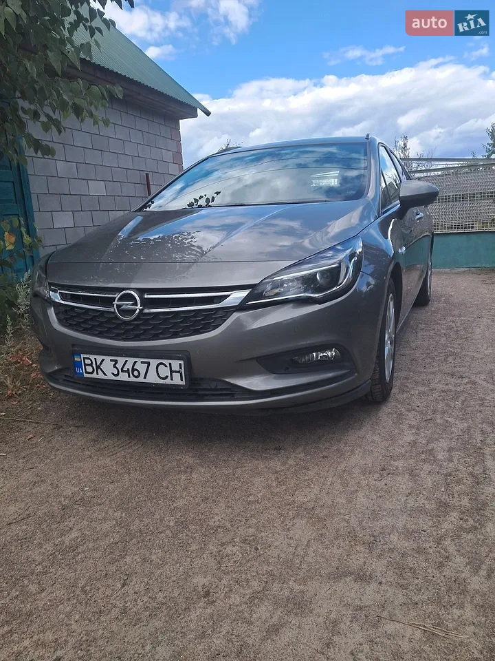 2017 Opel Astra - фото 1