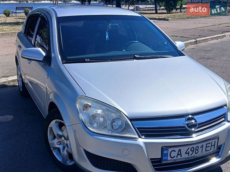 Opel Astra 2008