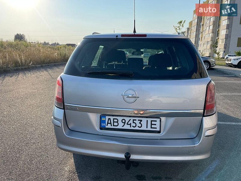 Универсал Opel Astra 2008 в Виннице