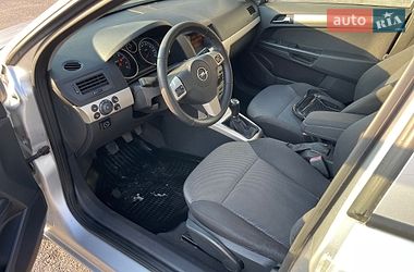 Универсал Opel Astra 2008 в Виннице