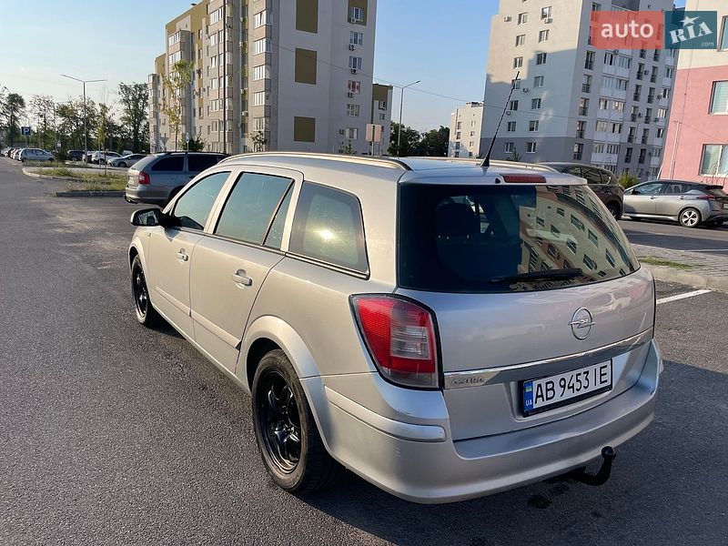 Универсал Opel Astra 2008 в Виннице